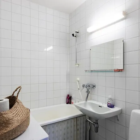 Appartement Family With Balcony And Separate Kitchen Helsinki